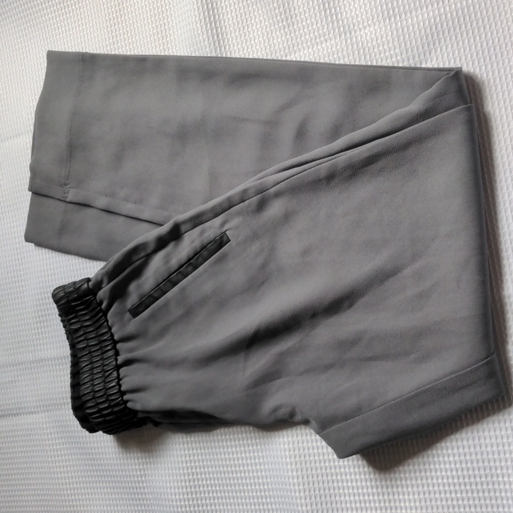 Gap trousers